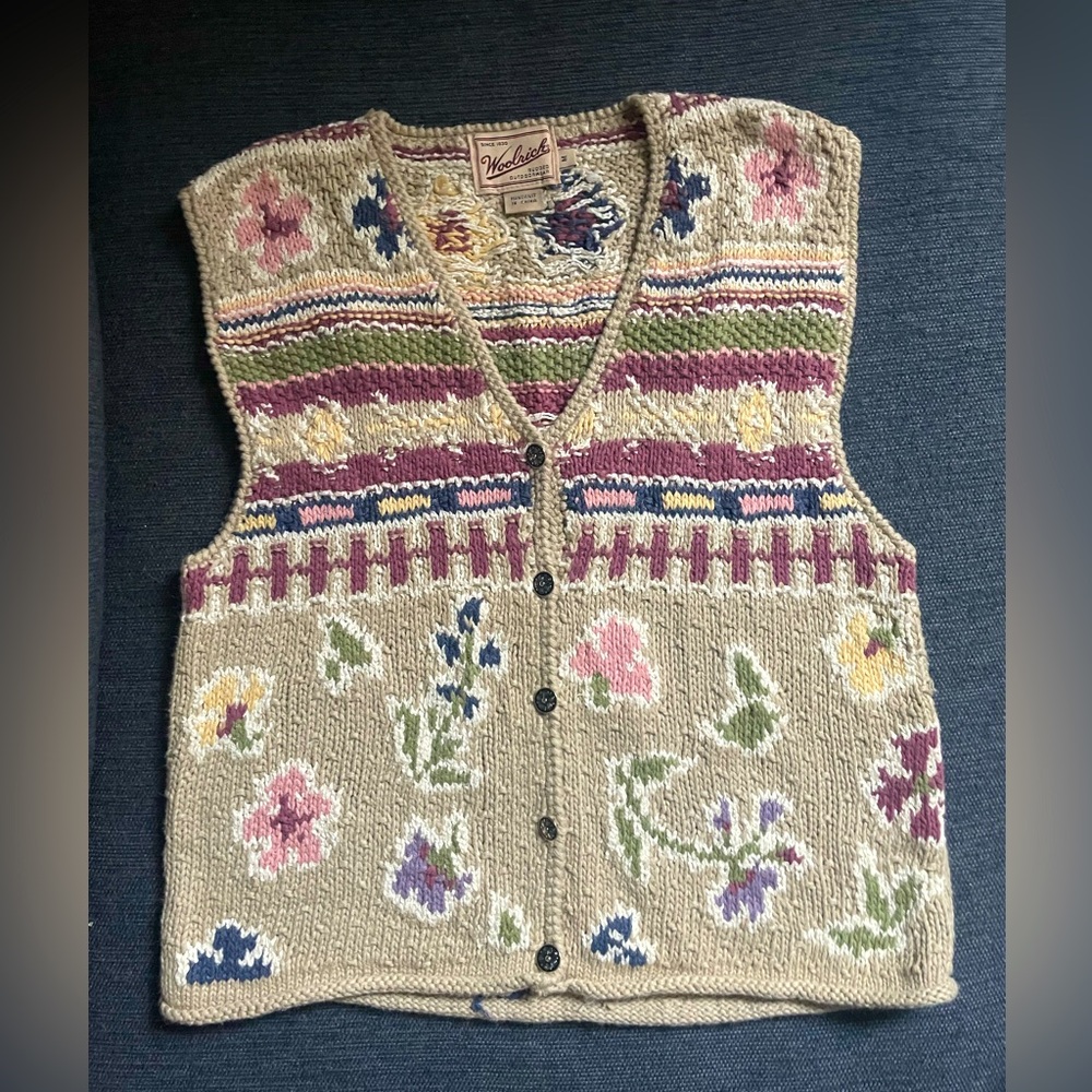 Vintage Woolrich Vest Women’s Size Medium Cotton Floral Cottagecore Grannycore